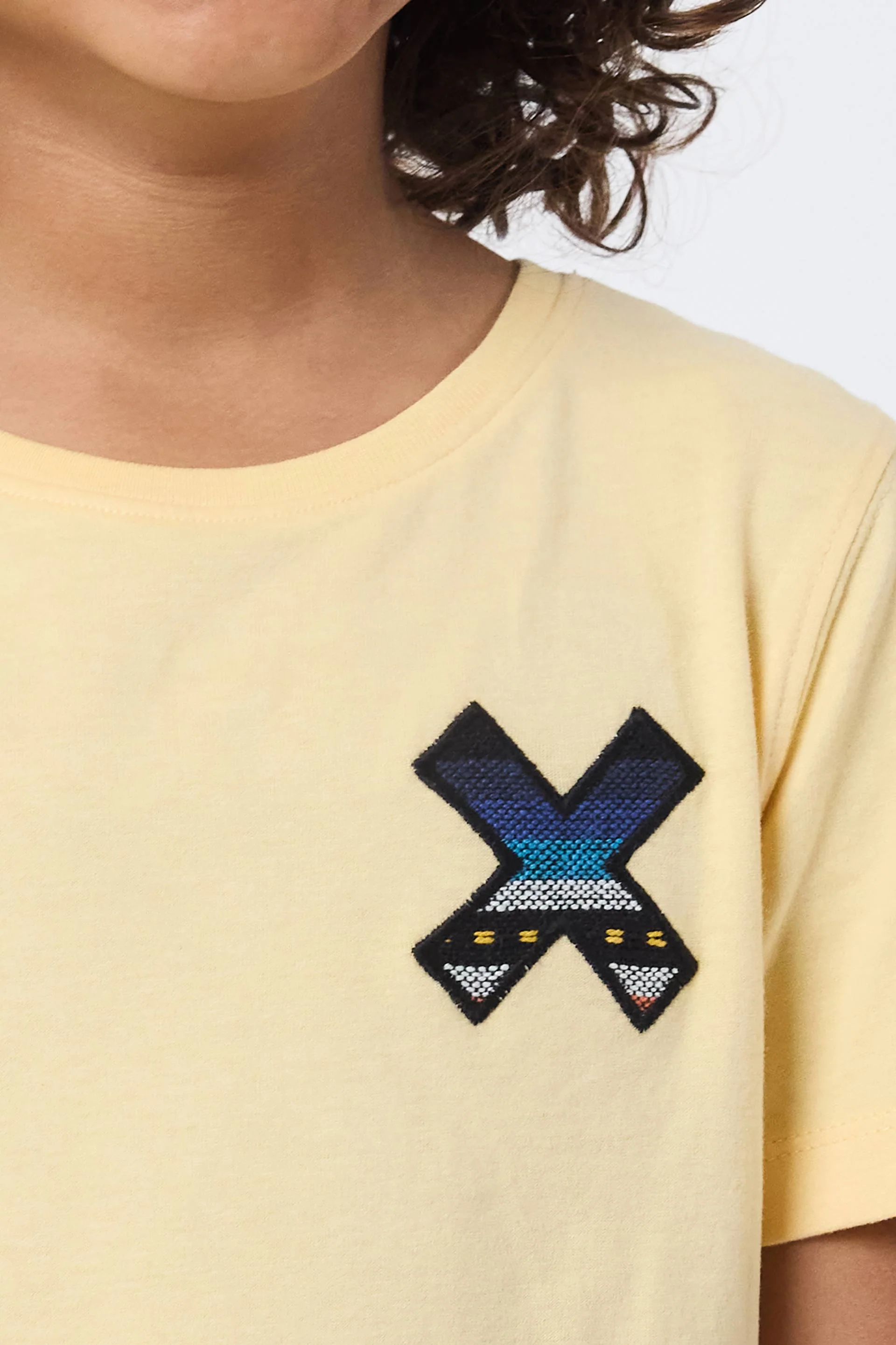 CAMISETA KIDS CLASSIC AMARILLO CLARO - Image 3